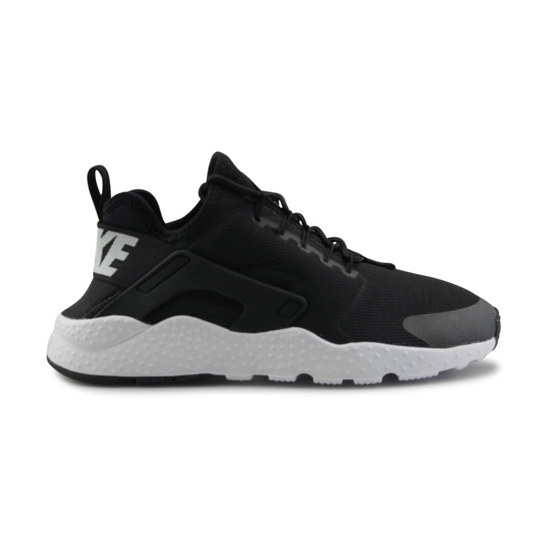 HUARACHE RUN ULTRA NOIR BLANC. WMNS
