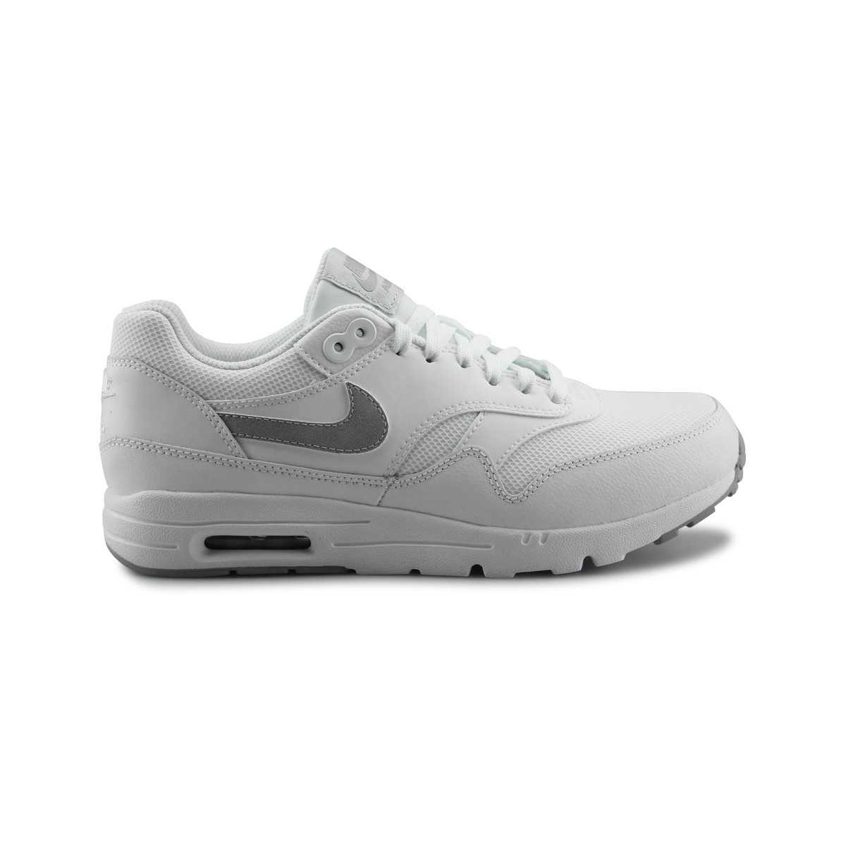 Nike Air Max 1 Ultra Essentials Blanc 704993-102 | Street Shoes Addict