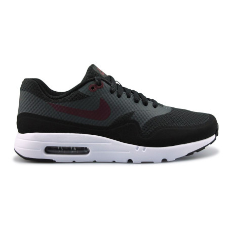 Nike Air Max 1 Ultra Essential Noir 819476-002 | Street Shoes Addict NIKE AIR MAX 1 ULTRA ESSENTIAL NOIR