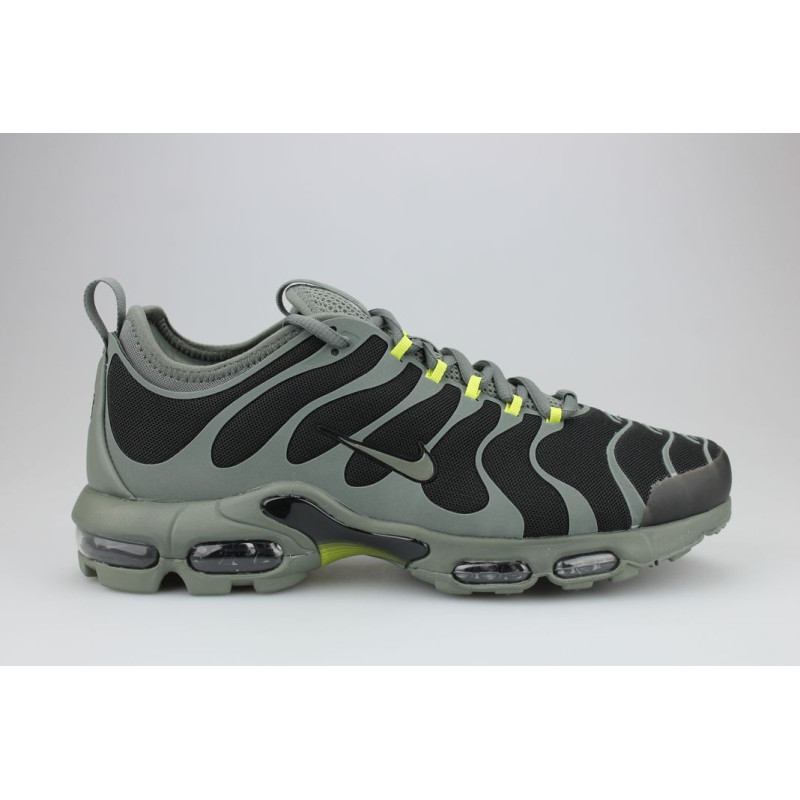 youth basketball shoes nike
