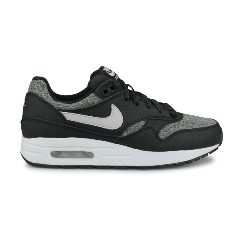 air max 1 blanche et noir air max 1 blanche et noir