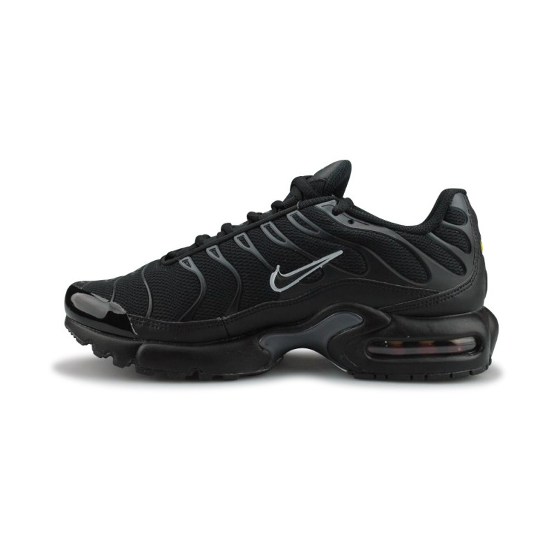 nike air max plus junior