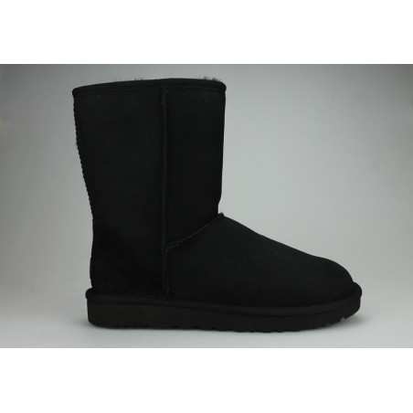 Ugg W Classic Short 2 Noir