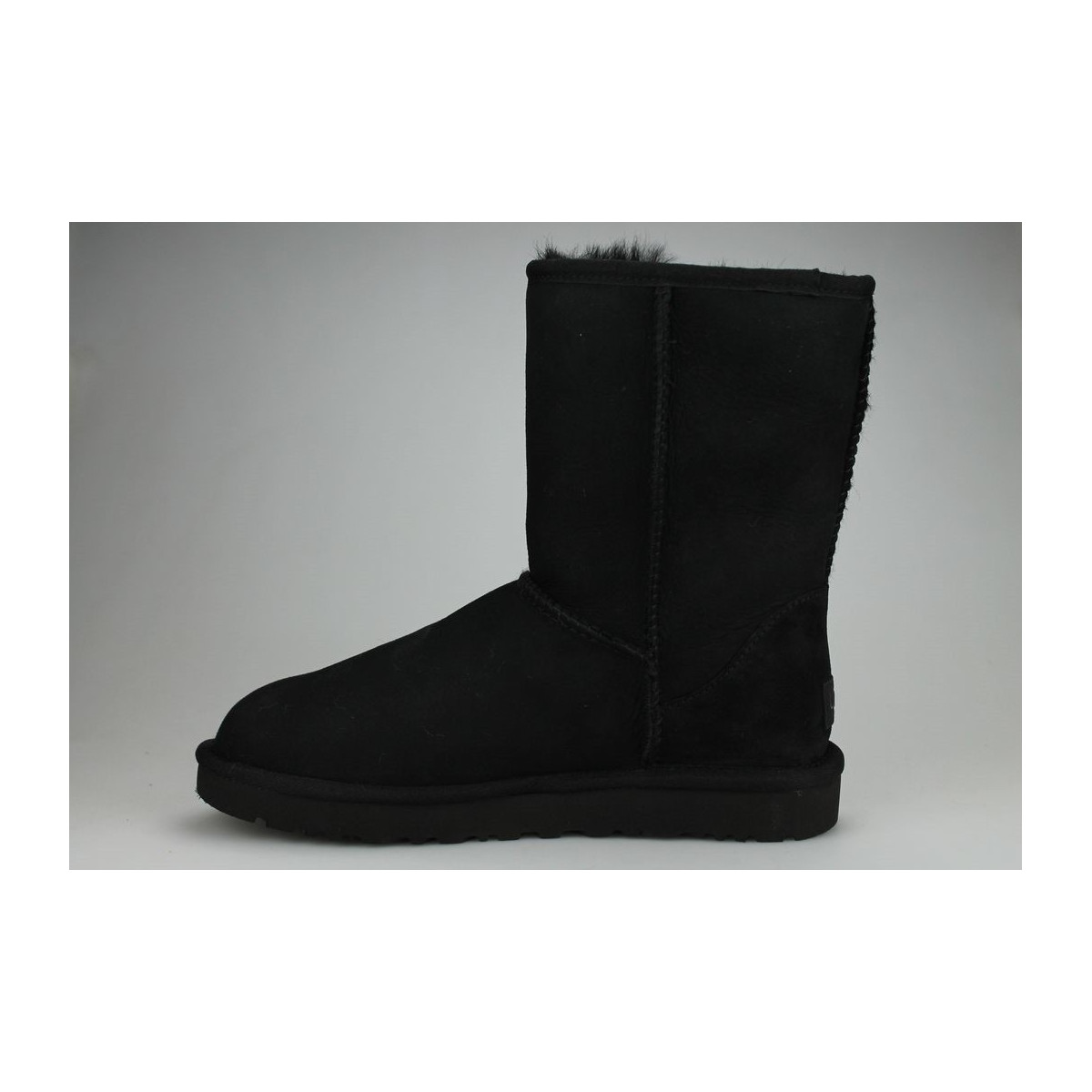 Ugg W Classic Short 2 Noir