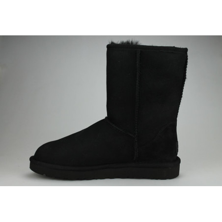 Ugg W Classic Short 2 Noir