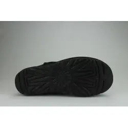Ugg W Classic Short 2 Noir