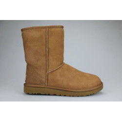 Ugg W Classic Short 2 Marron