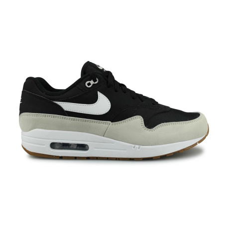 nike air max 1 beige black
