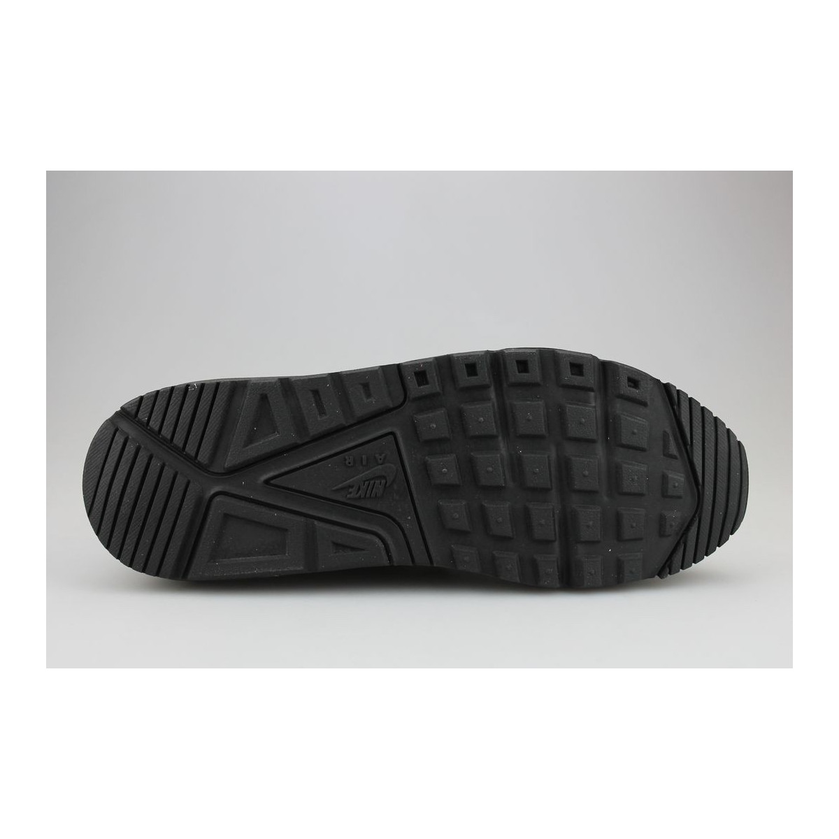 Nike Air Max Ivo Leather Noir