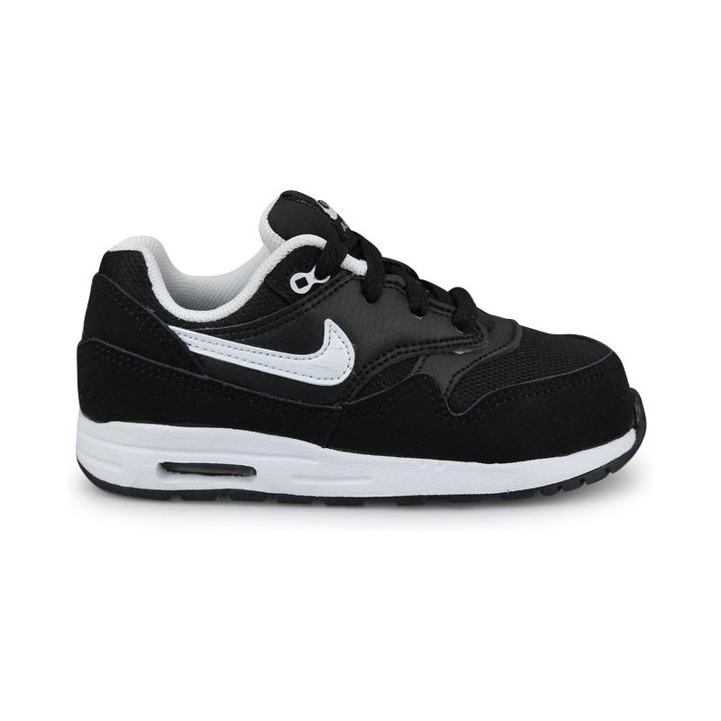 nike bebe 1 an