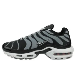 Nike Air Max Plus TN Regrind Noir