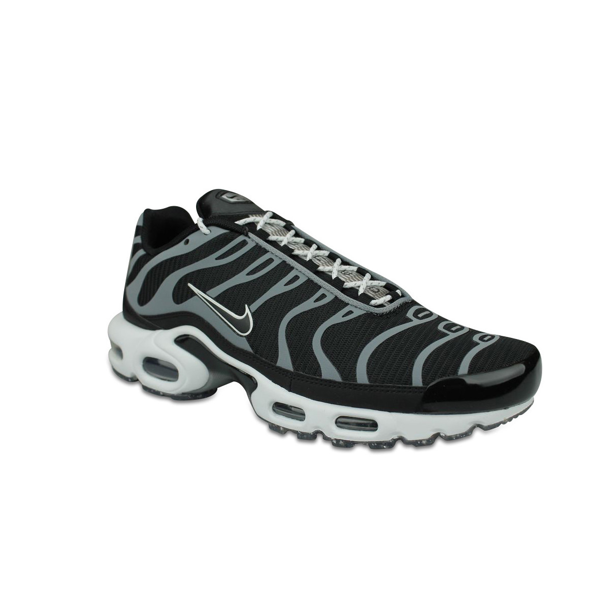 Nike Air Max Plus TN Regrind Noir