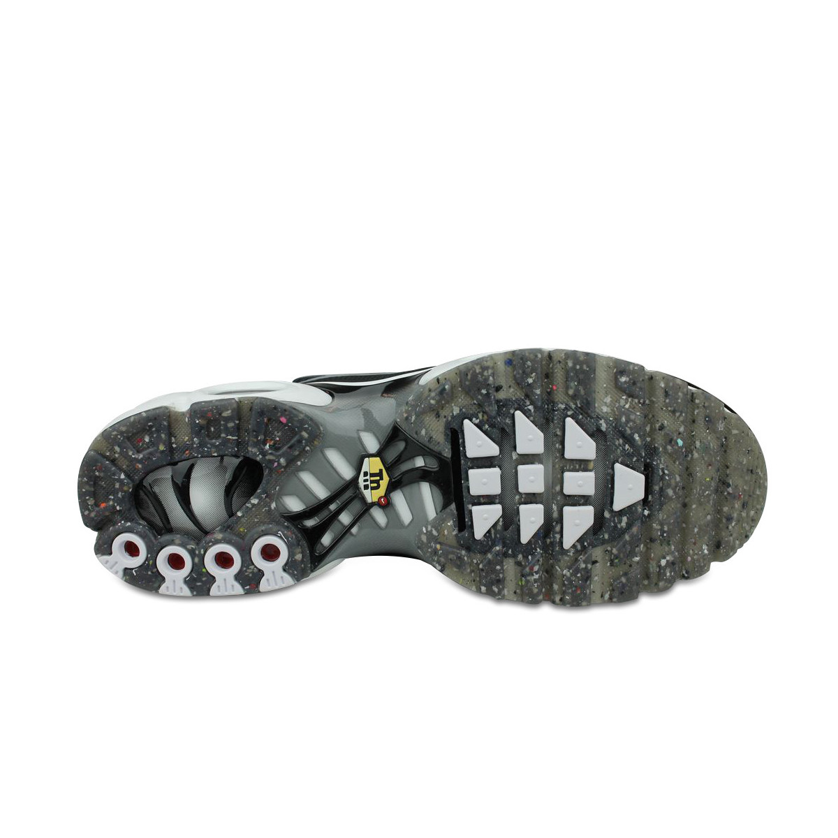Nike Air Max Plus TN Regrind Noir
