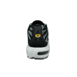 Nike Air Max Plus TN Regrind Noir