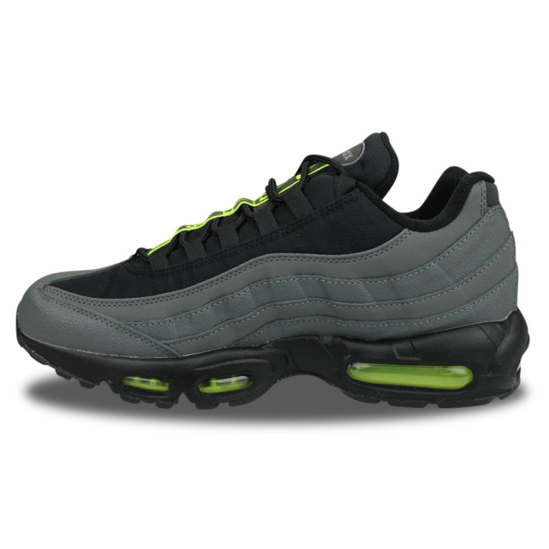 Nike Air 95 Neon - Street Addict