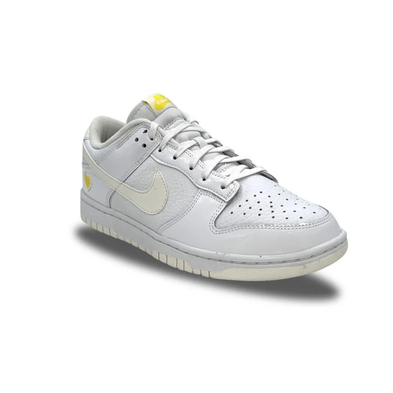 Nike Dunk Low Valentine's Day Yellow Heart