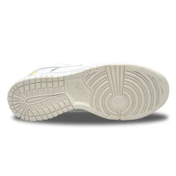 Nike Dunk Low Valentine's Day Yellow Heart