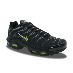 Nike Air Max Plus TN Black Volt