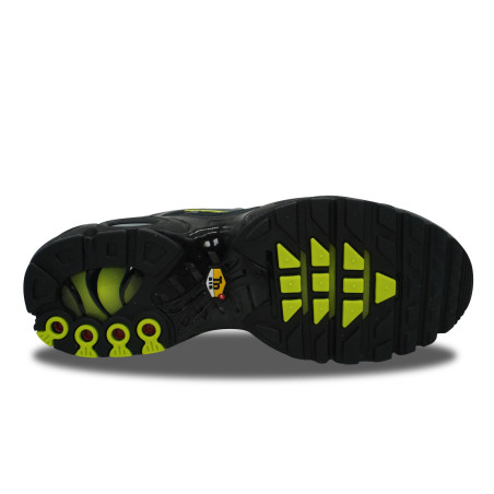 Nike Air Max Plus TN Black Volt
