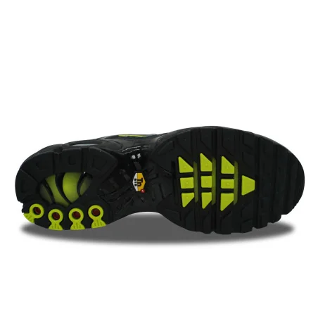 Nike Air Max Plus TN Black Volt