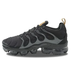 Nike Air VaporMax Plus Black Metallic Gold
