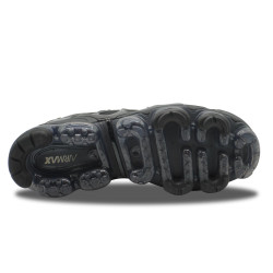 Nike Air VaporMax Plus Black Metallic Gold