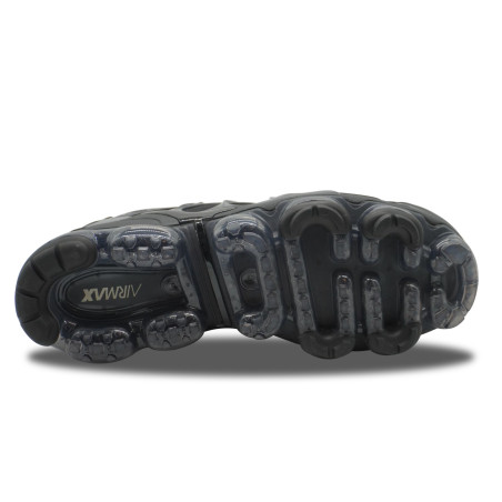 Nike Air VaporMax Plus Black Metallic Gold