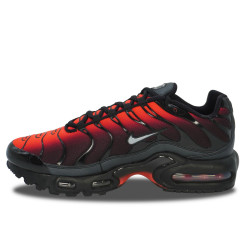 Nike Air Max Plus TN Black Crimson