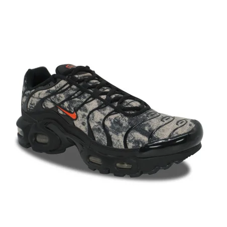 Nike Air Max Plus TN Black Orange Camo