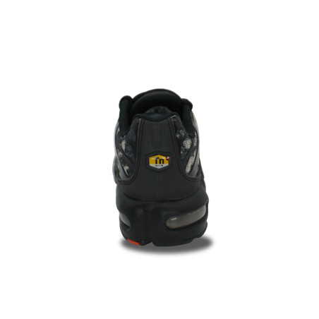 Nike Air Max Plus TN Black Orange Camo