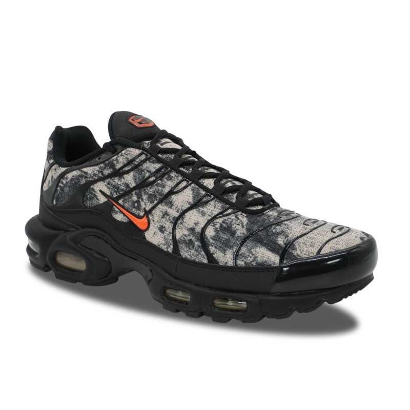 Nike Air Max Plus TN Black Orange Camo