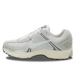 Nike Zoom Vomero 5 Platinum Tint