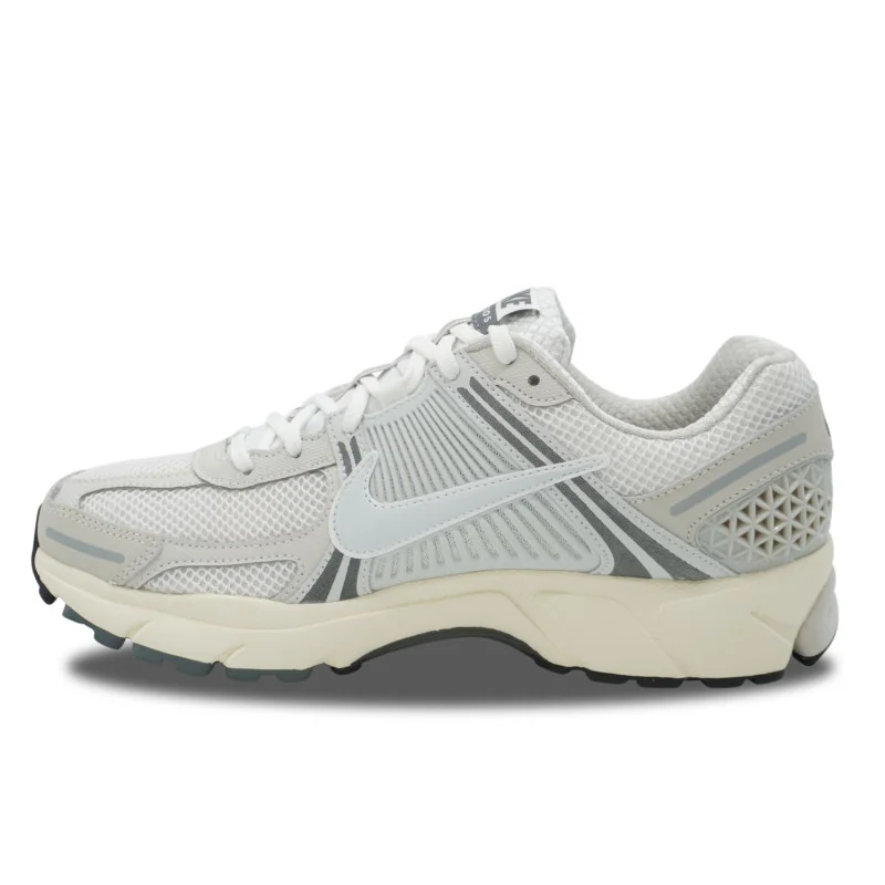 Nike Zoom Vomero 5 Platinum Tint
