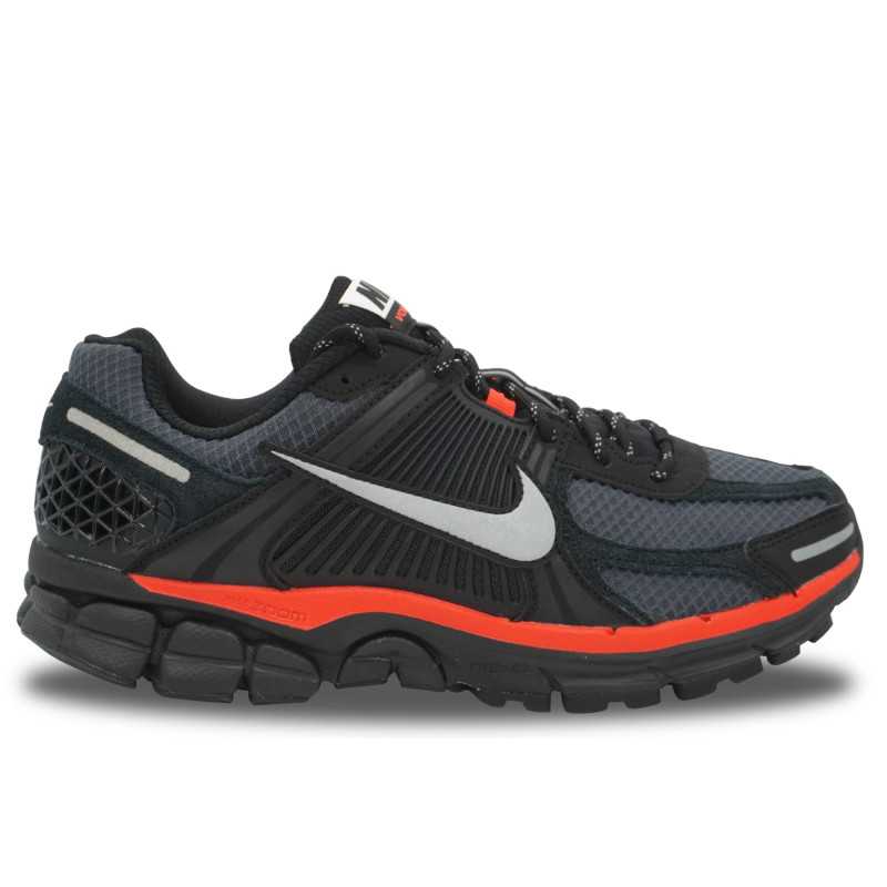 Nike Zoom Vomero 5 BRED