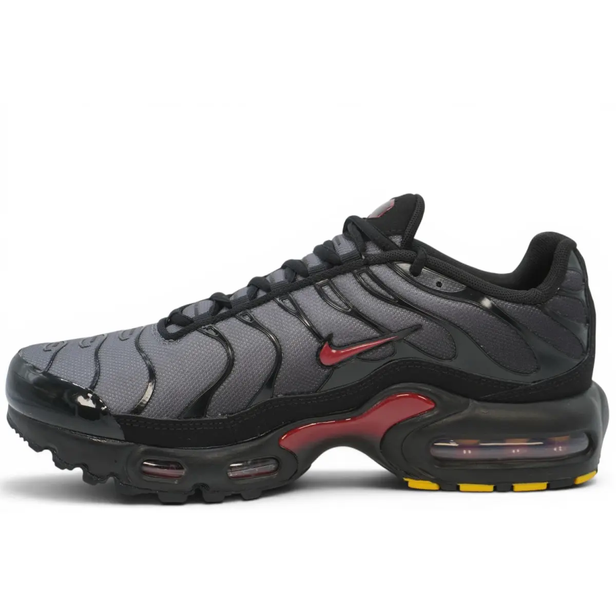 Nike Air Max Plus TN Black Team Crimson | CD0609-047