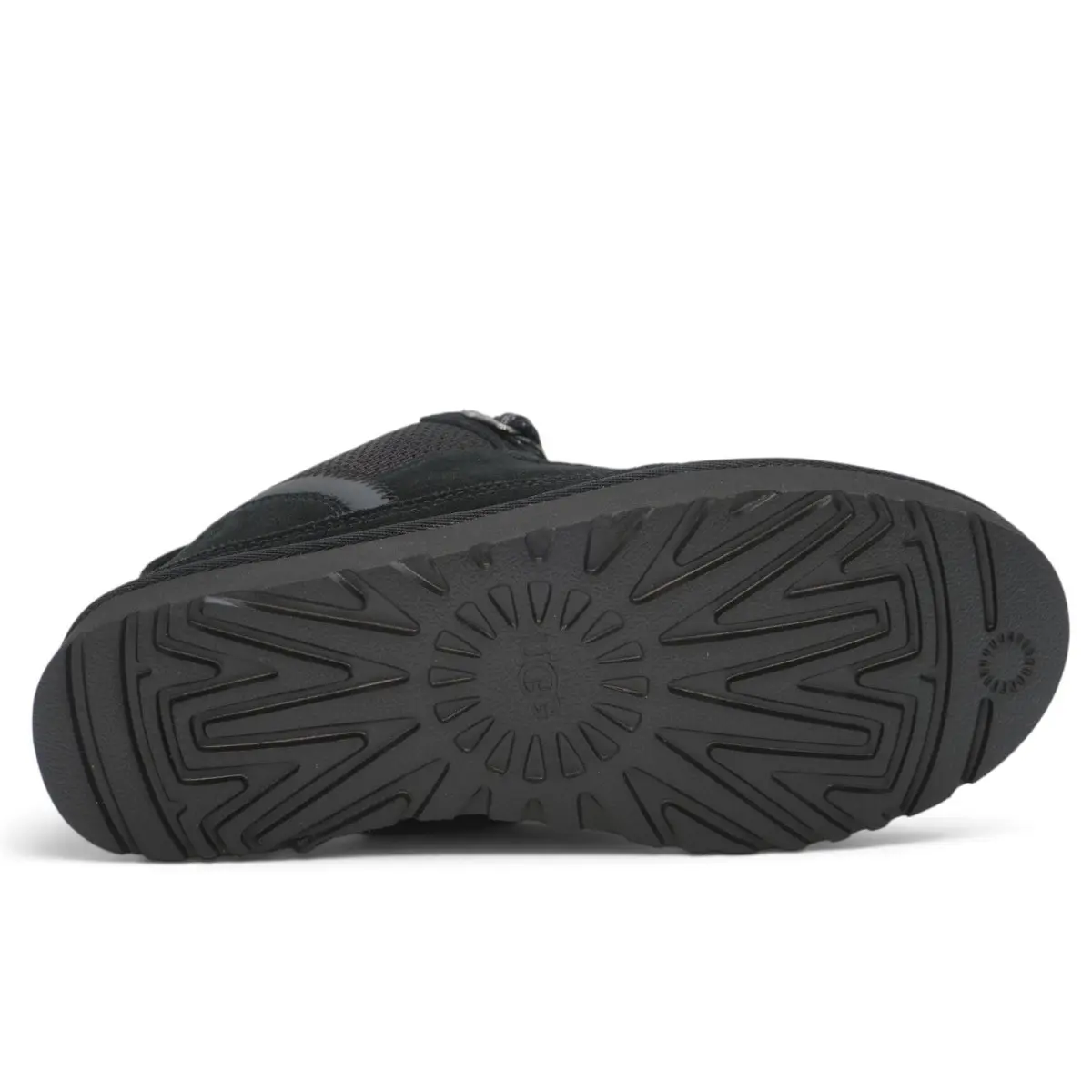 UGG W Lowmel Black 1144032BLK | StreetShoesAddict